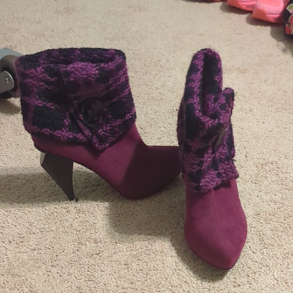 Elegant Purple Ankle Boots